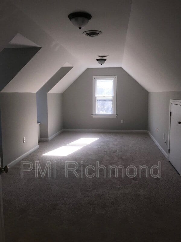 Building Photo - 10841 Ramshorn Road