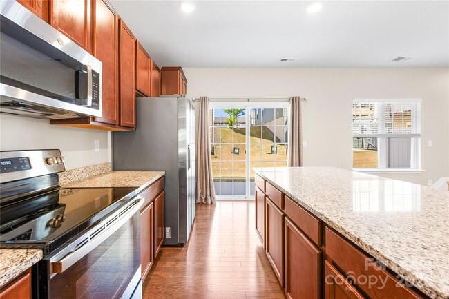 Building Photo - 16040 Simril Ct