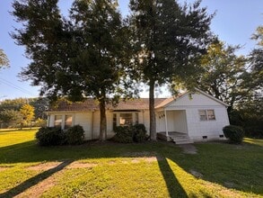 Building Photo - HOME FOR RENT IN ARAB