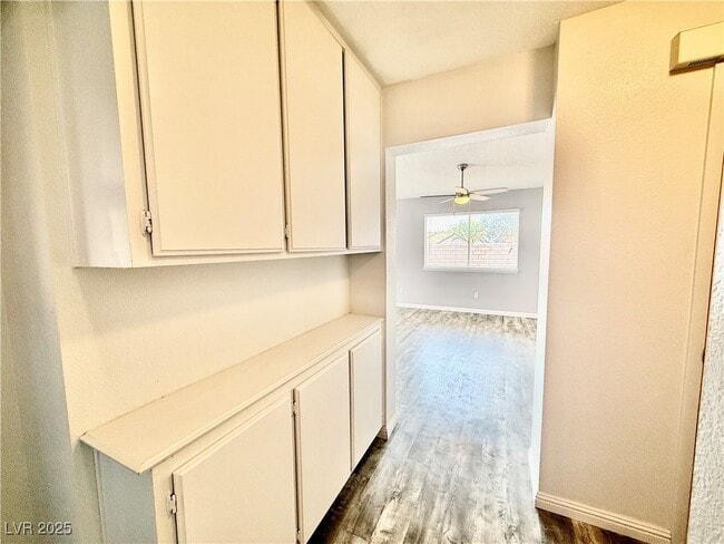 Building Photo - 4600 Ermine Ct