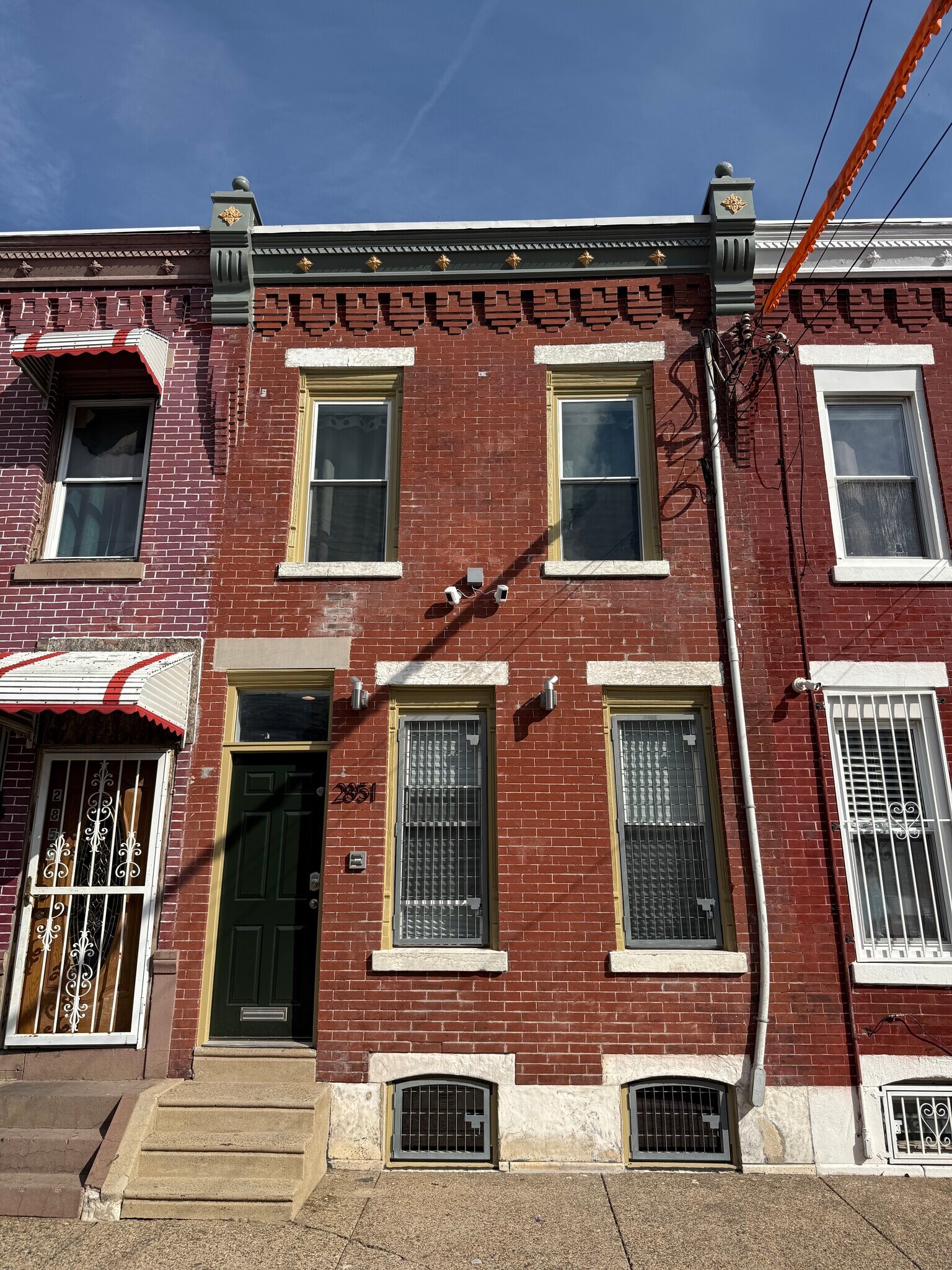 Building Photo - 2851 Boudinot St