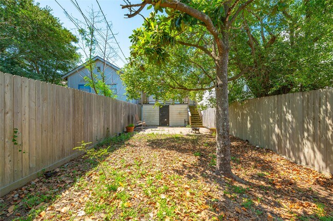 Building Photo - 620 Avenue H