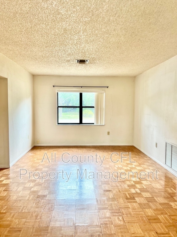 Building Photo - 718 Buckminster Cir