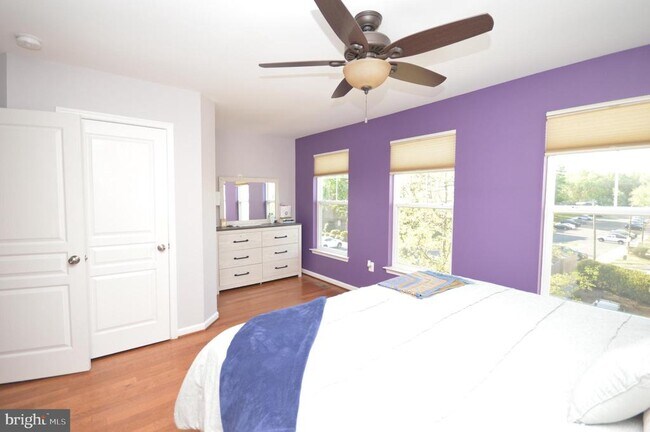 Building Photo - 1571 Renate Dr