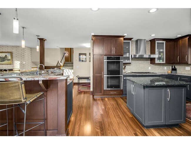 Building Photo - 139 Otis Avenue