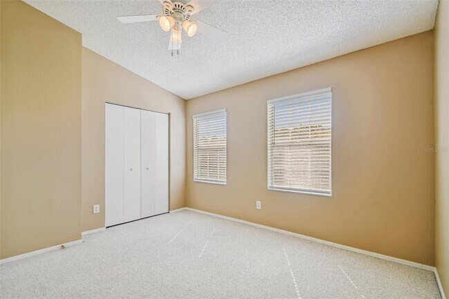 Building Photo - 6355 Bayside Key Dr