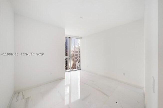 Building Photo - 300 Biscayne Blvd