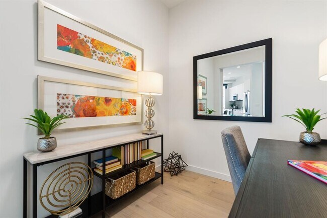 Building Photo - 800 Embassy Dr