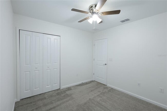 Building Photo - 1821 Heart Lk Dr
