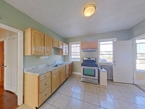 Building Photo - 16 W Squantum St