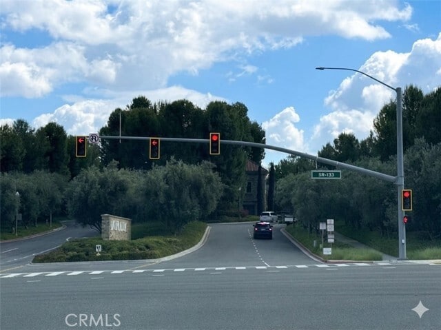 Building Photo - 80 Cipresso