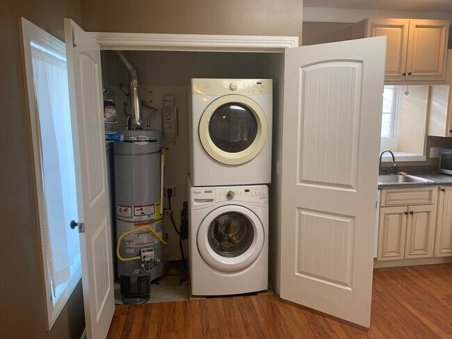 Building Photo - Charming 2 Bed, 1 Bath Home in Centerville