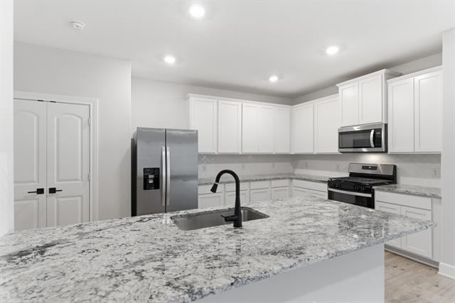 Building Photo - 1308 Windermere Wy