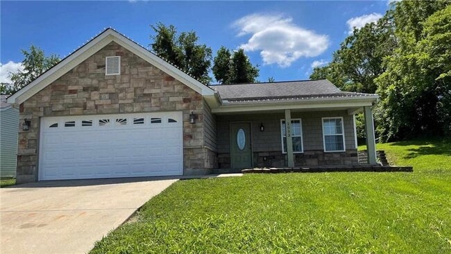 Building Photo - 2053 Penny Ln