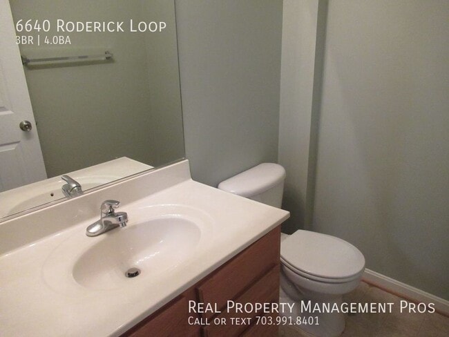Building Photo - 6640 Roderick Loop
