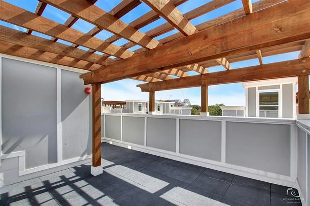 Building Photo - 1209 Beaconsfield Lane