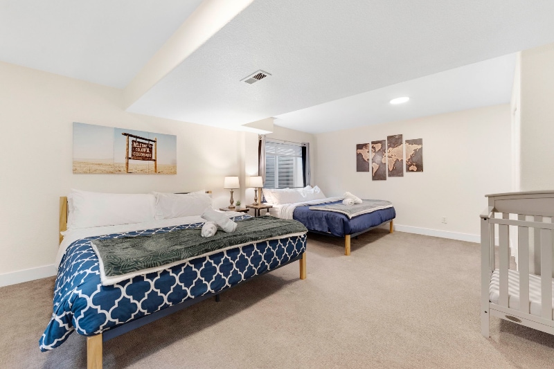 Building Photo - 5316 Stuart St