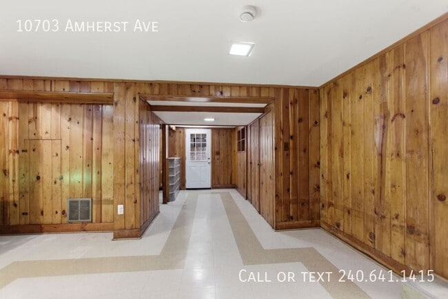 Building Photo - 10703 Amherst Ave