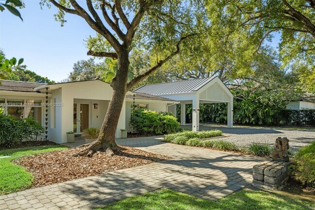 Building Photo - 5840 SW 91st St