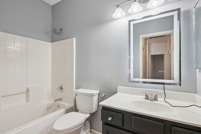 Building Photo - 10614 E Olla Ave