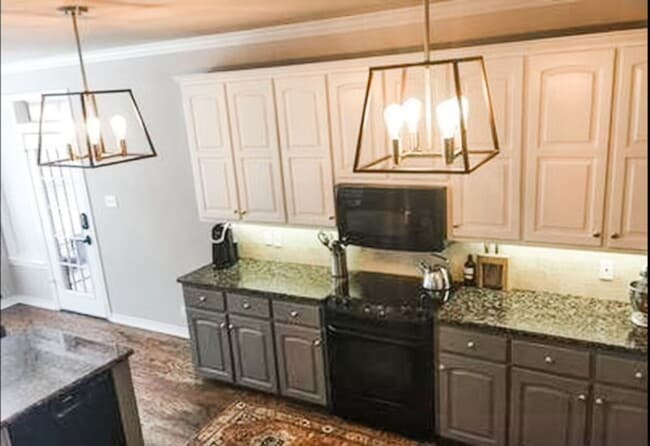 Building Photo - Mill Creek Executive Home Overlooking Golf Course at 17th Tee