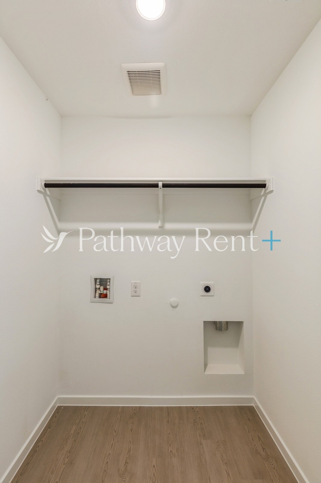 Building Photo - 1535 Lanner Mdws Ln