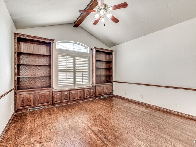 Building Photo - Updated home in Cobblestone Park- Deer Creek Schools + 4 bedrooms + 3.5 bathrooms