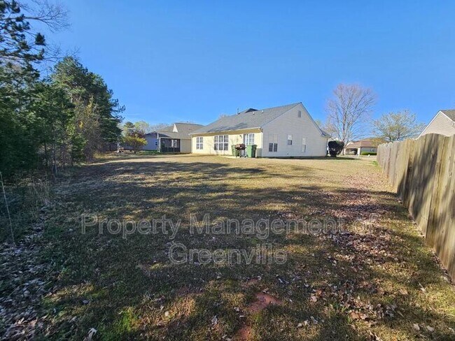 Building Photo - 406 Flanders Ct