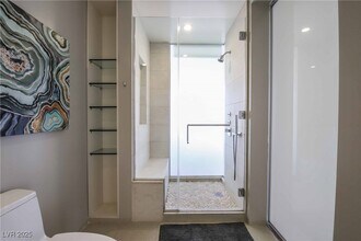 Building Photo - 3726 S Las Vegas Blvd