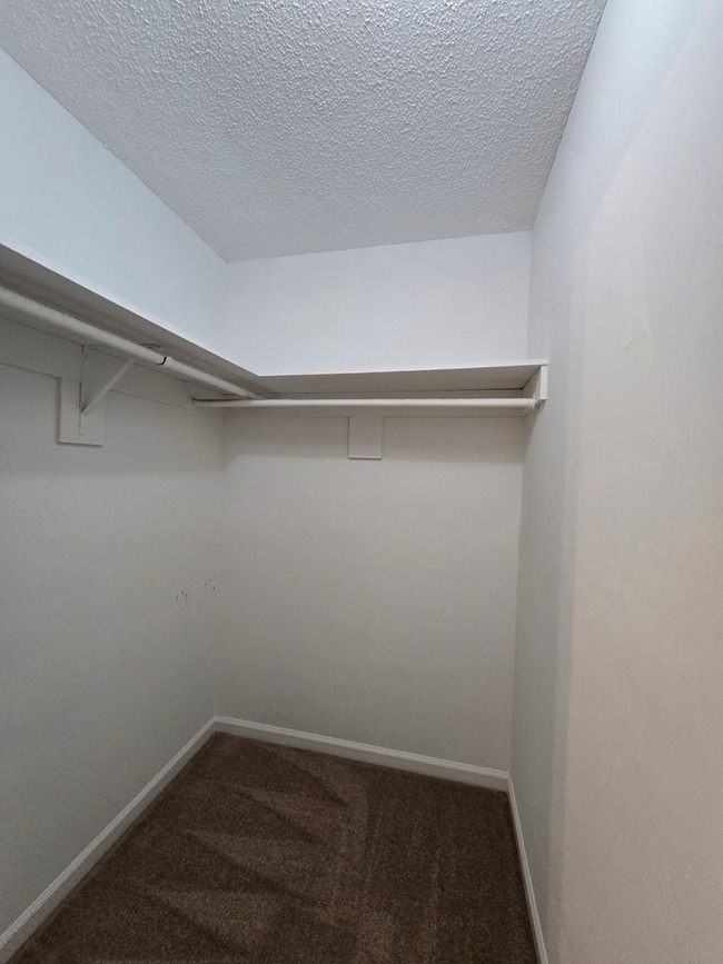 Building Photo - 1520 Crowndale Dr
