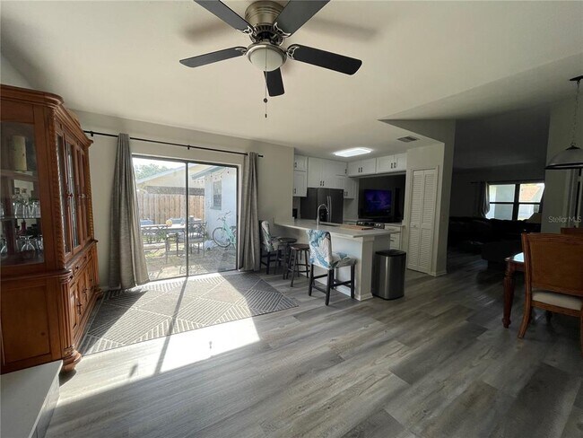 Building Photo - 7199 121st Terrace