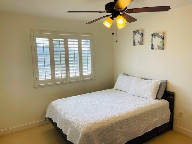 Building Photo - 92-1498 Aliinui Dr