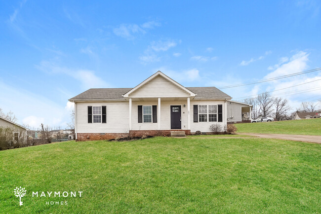 Primary Photo - Nice Bedroom in Clarksville!