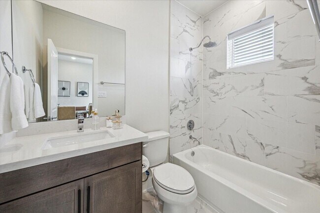 Building Photo - 1508 Colonial Gorge Dr