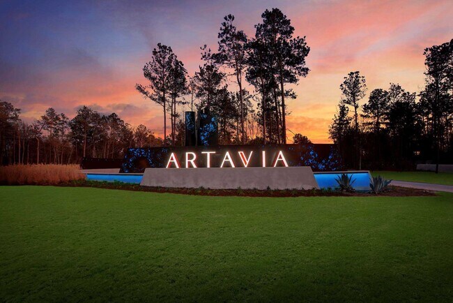 Building Photo - 15006 La Strada Dr