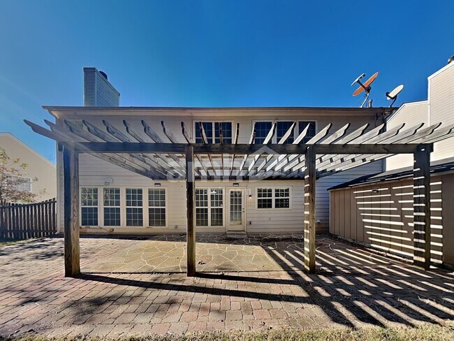 Building Photo - 5715 Oxborough Way