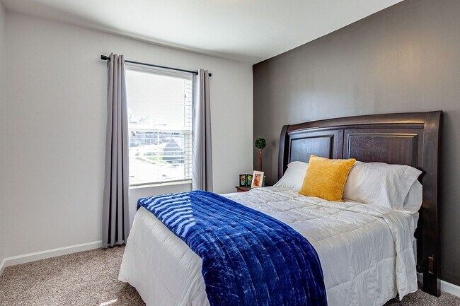 Building Photo - Beautiful 3 Bed, 2/1 Bath Mount Juliet Tow...
