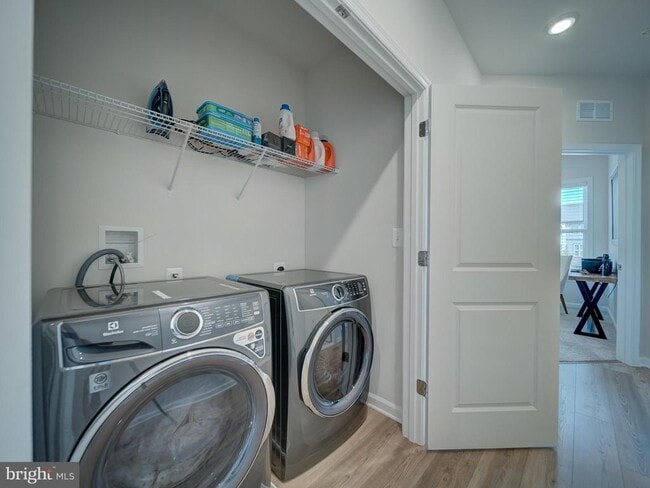 Building Photo - 3512 Biota Ln