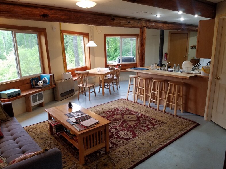 Building Photo - 42062 Big Lodge Ln
