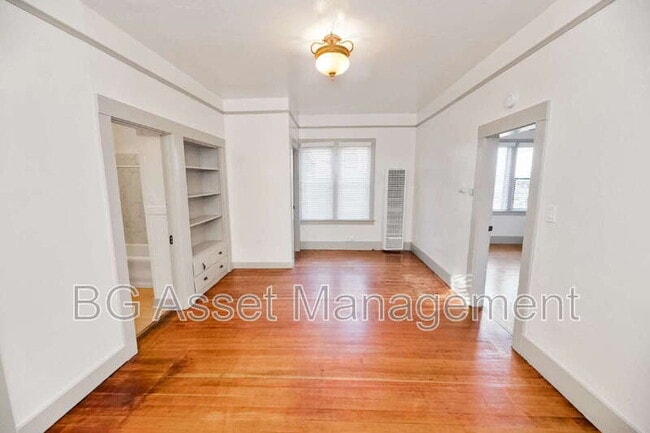 Building Photo - 639 Carolina St