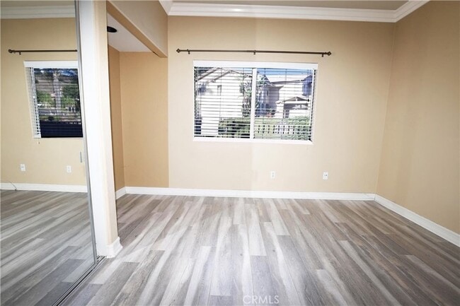 Building Photo - 2760 Hidden Hills Way W