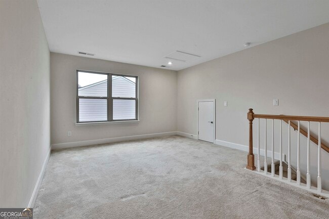 Building Photo - 330 Elkins Pl