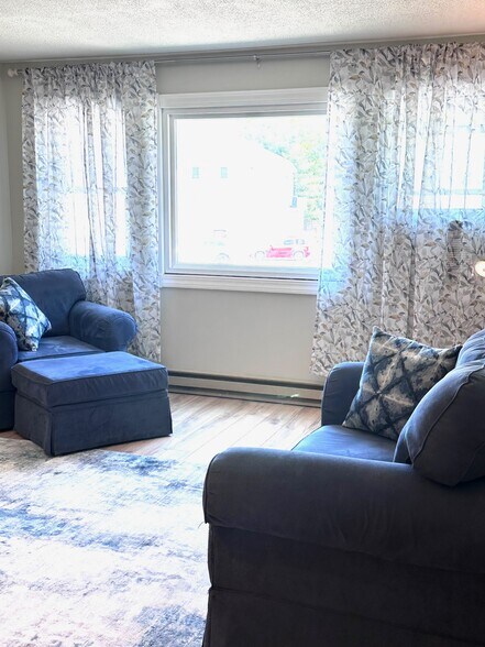 LR Furnished View 1 - 18 Smithwheel Rd