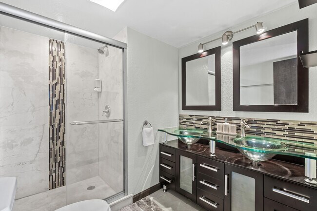 Building Photo - 2400 DC Country Club Boulevard