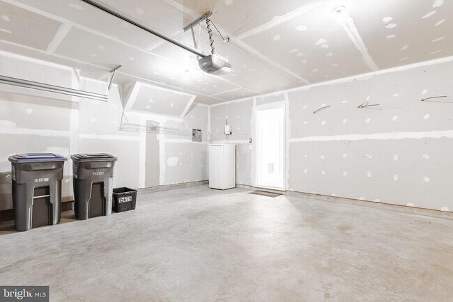 Building Photo - 15675 William Bayliss Ct