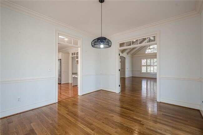 Building Photo - 34 Johnston Row NW