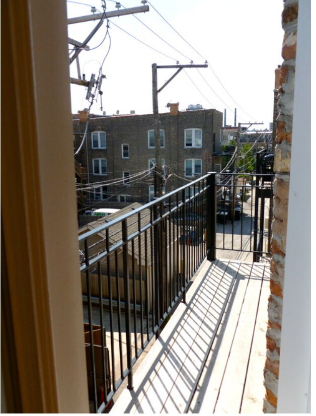 Private Balcony - Apt 3F, 2F - Harris Point Chicago