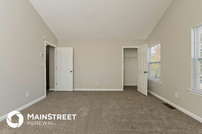 Building Photo - 2811 Amerson Way