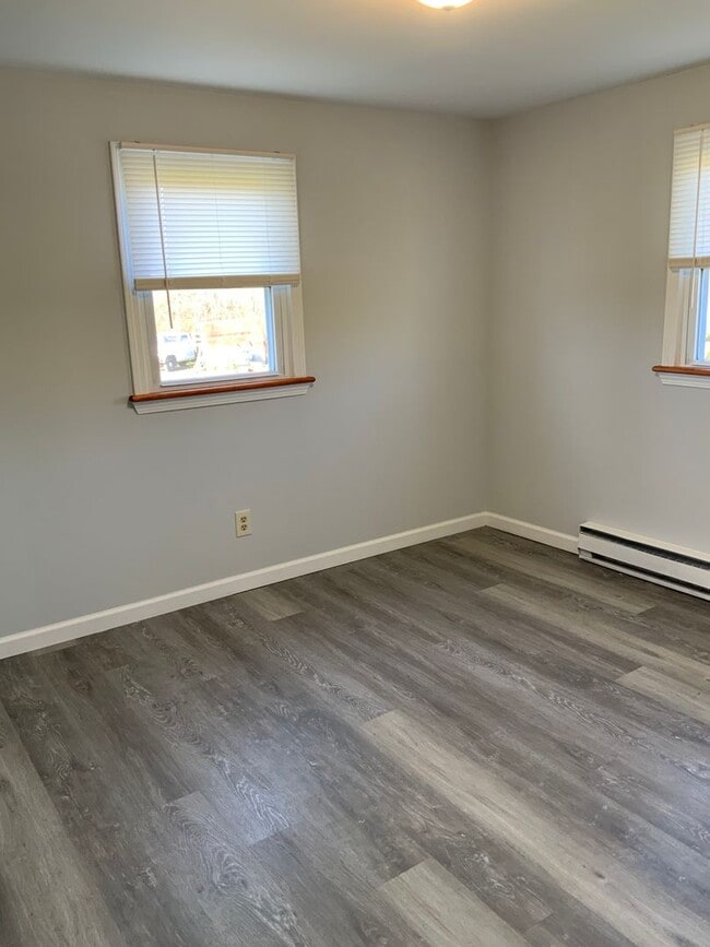 Building Photo - CONTRACT PENDING!! Upgraded in 2023 and mo...