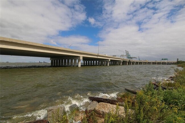 Building Photo - 146 Florida Ave